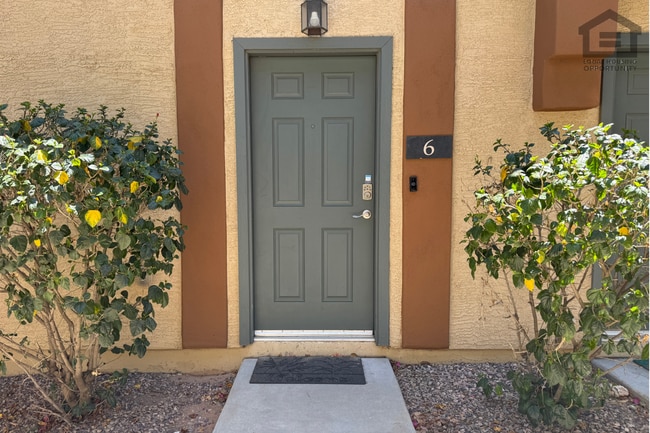 property at 2727 N Price Rd