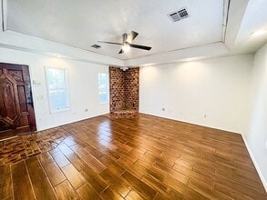 501 N Main St in Jennings, OK - Building Photo - Building Photo