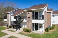 Grand Oaks Apartments photo'