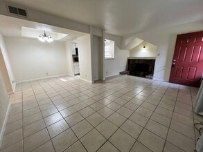 6620 S Zunis Ave in Tulsa, OK - Building Photo - Building Photo