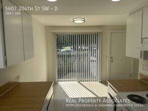 5607 204th St SW in Lynnwood, WA - Building Photo - Building Photo