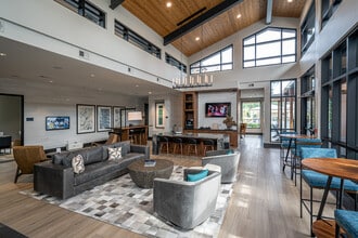 Creekside Park The Grove in The Woodlands, TX - Building Photo - Interior Photo