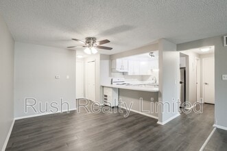 1800 Fenton St in Lakewood, CO - Foto de edificio - Building Photo