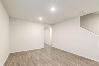 2413 Carp Dr in Conroe, TX - Building Photo - Building Photo