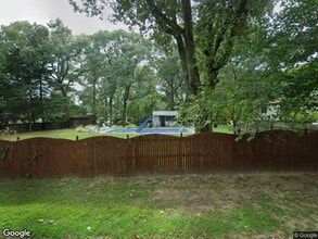 8398 Oakwood Rd in Severna Park, MD - Building Photo - Building Photo
