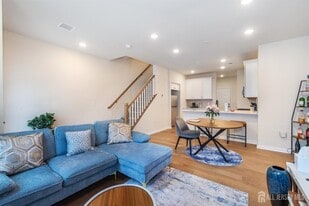 222 Jessie Pl in New Brunswick, NJ - Building Photo