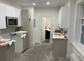 31 Temple St, Unit 2F in Boston, MA - Building Photo