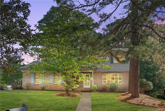 property at 2701 Lake Club Dr