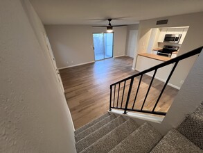7602 N 61st Ave, Unit 7608 in Glendale, AZ - Building Photo - Building Photo