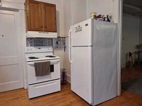 1507 N 10th St, Unit 1507 n 10th st lower in Sheboygan, WI - Foto de edificio - Building Photo