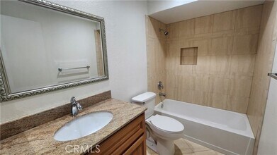 22438 Falconburn Way in Diamond Bar, CA - Building Photo - Building Photo