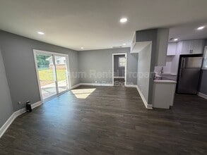 1502 Waverly Way in Monroe, GA - Building Photo - Building Photo