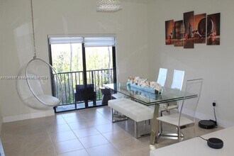 8015 NW 104th Ave in Doral, FL - Building Photo - Building Photo