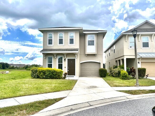 253 Aberdeen St in Davenport, FL - Building Photo - Building Photo
