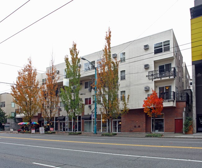 Eastlake Gardens in Seattle, WA - Building Photo - Building Photo