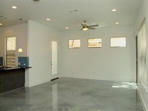 4605 Avenue B-Unit -B in Austin, TX - Building Photo - Building Photo