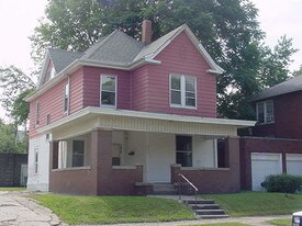 1624 W Fredonia Ave in Peoria, IL - Building Photo