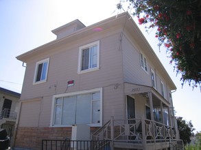 2655 Wakefield in Oakland, CA - Building Photo - Building Photo