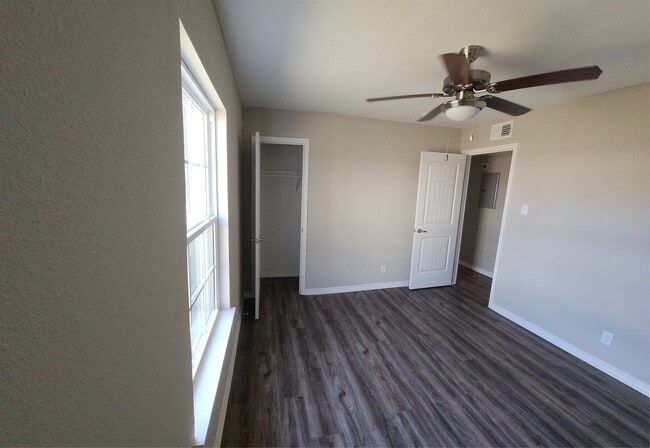 property at 724 E Ave N