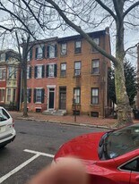 26 W Union St, Unit 4 in Burlington, NJ - Building Photo