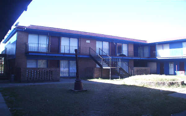 La Vista Villa Apartments in Houston, TX - Foto de edificio - Building Photo