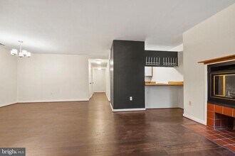 123 W Conway St in Baltimore, MD - Building Photo - Building Photo