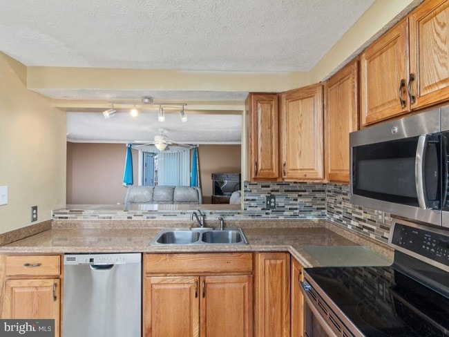 18 Ivy Oak Ct in Gaithersburg, MD - Building Photo - Building Photo