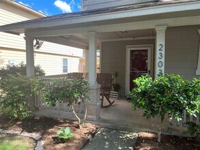 2303 Melissa Oaks Ln in Austin, TX - Building Photo - Building Photo