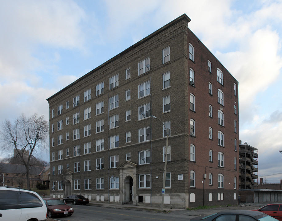 461-463 Appleton St in Holyoke, MA - Building Photo