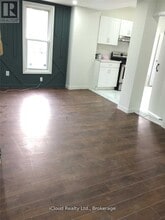 254 Tuscarora St in Windsor, ON - Building Photo - Building Photo