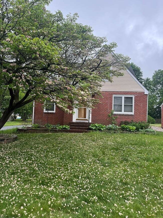 property at 1747 W McGalliard Ave