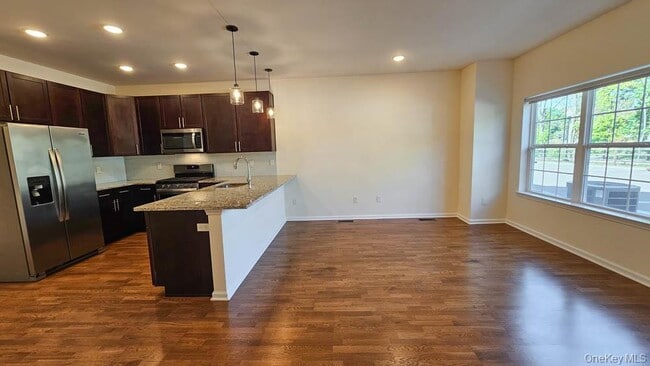 260 W Main St in Goshen, NY - Building Photo - Building Photo