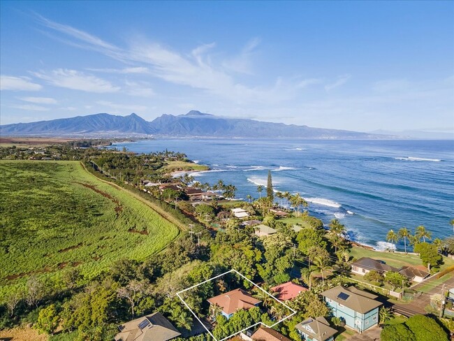 568 Hana Hwy in Paia, HI - Building Photo - Building Photo