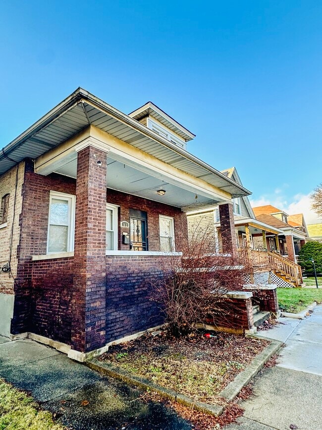 7532 S Vernon Ave in Chicago, IL - Building Photo - Building Photo