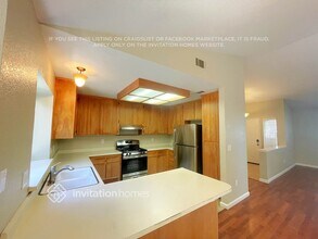 303 Hampshire Ct in Winters, CA - Foto de edificio - Building Photo