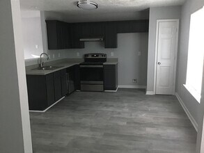 261 Lossie Ln in Mcdonough, GA - Building Photo - Building Photo
