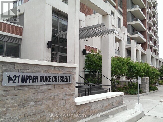 1-4091 Upper Duke Crescent in Markham, ON - Building Photo - Building Photo