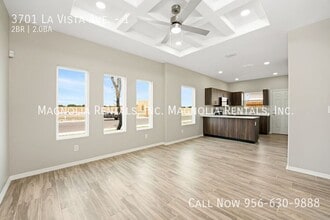 3701 La Vista Ave, Unit 1 in McAllen, TX - Foto de edificio - Building Photo