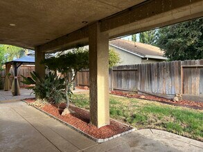 1949 Whitewater Dr in Marysville, CA - Building Photo - Building Photo