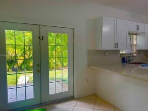 3019 SW 23rd St in Miami, FL - Building Photo - Building Photo