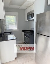 3481 Bacon Ave in Berkley, MI - Building Photo - Building Photo