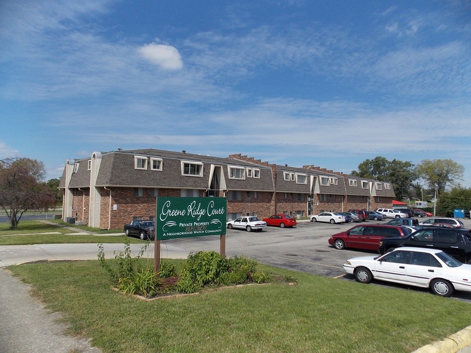 Greene Ridge Court Apartments in Xenia, OH - Building Photo