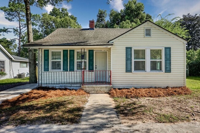 property at 1412 E 33rd St