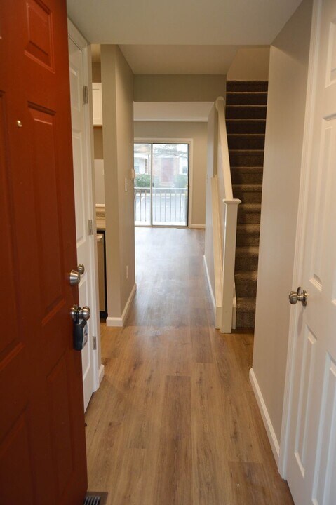 2464 S Burberry Ln in Bloomington, IN - Building Photo