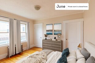 Room in Shared 5 bed/2 bath home in Boston, MA - Building Photo