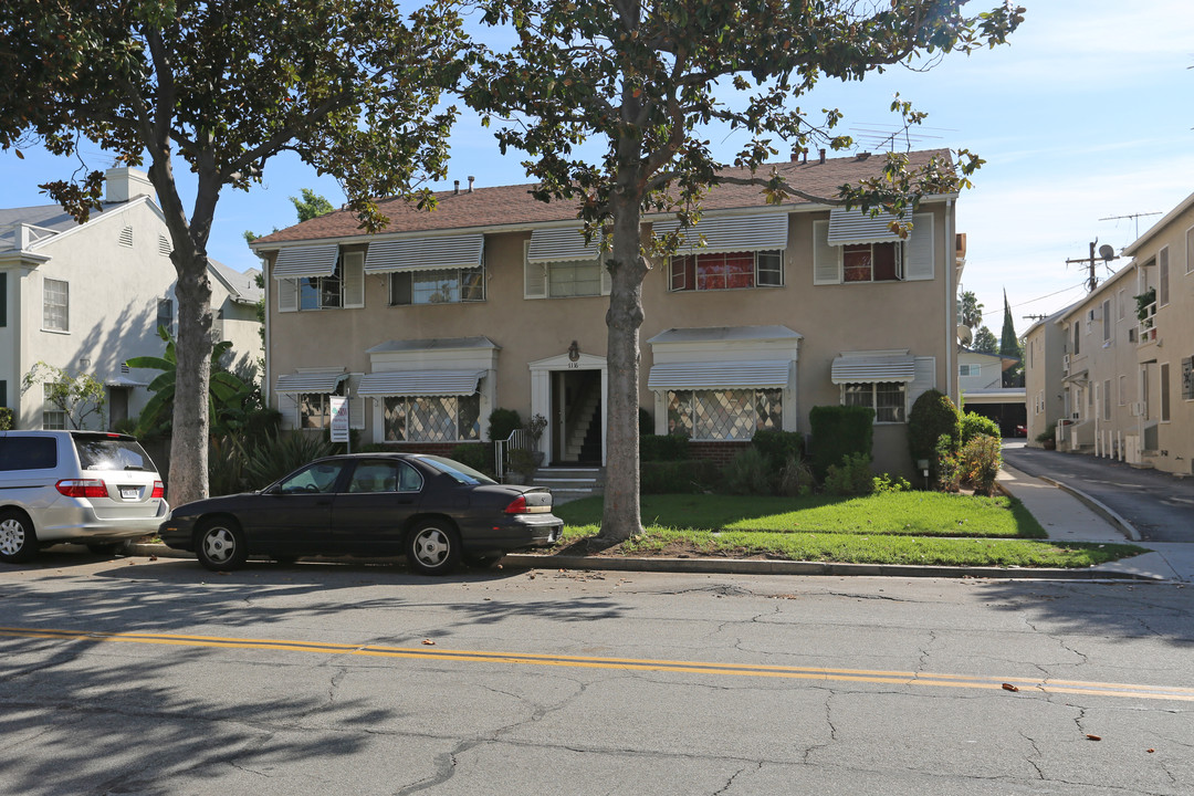 1116 N Louise St in Glendale, CA - Foto de edificio