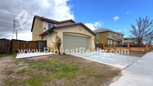 9640 Peridot Ave in Hesperia, CA - Building Photo - Building Photo
