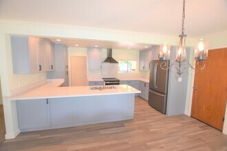 5487 Drysdale Dr in San Jose, CA - Building Photo - Building Photo