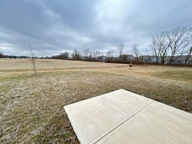 1663 Fairmount Dr in Greenfield, IN - Building Photo - Building Photo