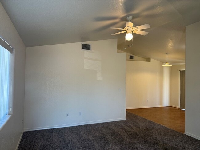 1805 Sunset Blvd in Kingman, AZ - Building Photo - Building Photo